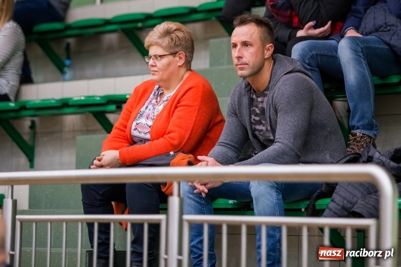 Zdjęcie w galerii na portalu naszraciborz.pl: XVII sezon Halowej Ligi Piłki Nożnej w Raciborzu przeszedł do historii wiadomości z regionu