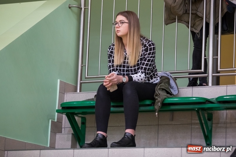 Zdjęcie w galerii na portalu naszraciborz.pl: XVII sezon Halowej Ligi Piłki Nożnej w Raciborzu przeszedł do historii wiadomości z regionu