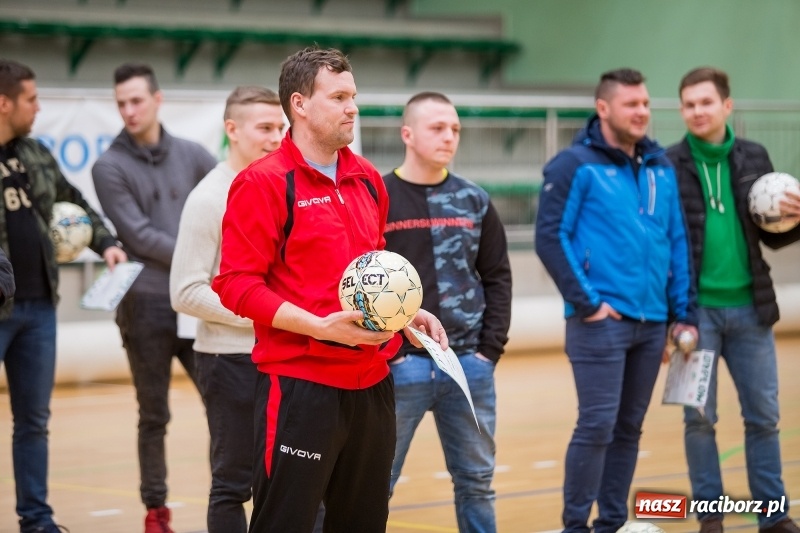 Zdjęcie w galerii na portalu naszraciborz.pl: XVII sezon Halowej Ligi Piłki Nożnej w Raciborzu przeszedł do historii wiadomości z regionu