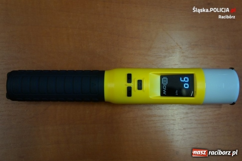 Zdjęcie w galerii na portalu naszraciborz.pl: Raciborscy policjanci dostali nowy sprzęt. Szczęśliwa jest szczególnie drogówka wiadomości z regionu