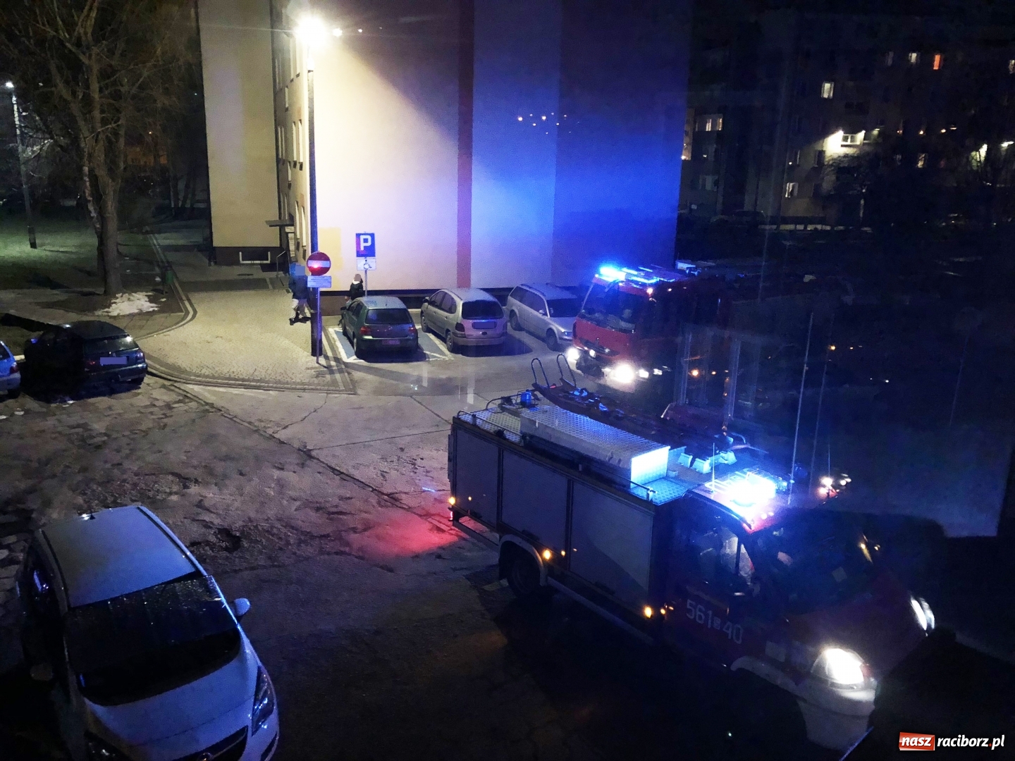 Zdjęcie w galerii na portalu naszraciborz.pl: CZAD w mieszkaniach przy ulicy Waryńskiego w Raciborzu! wiadomości z regionu