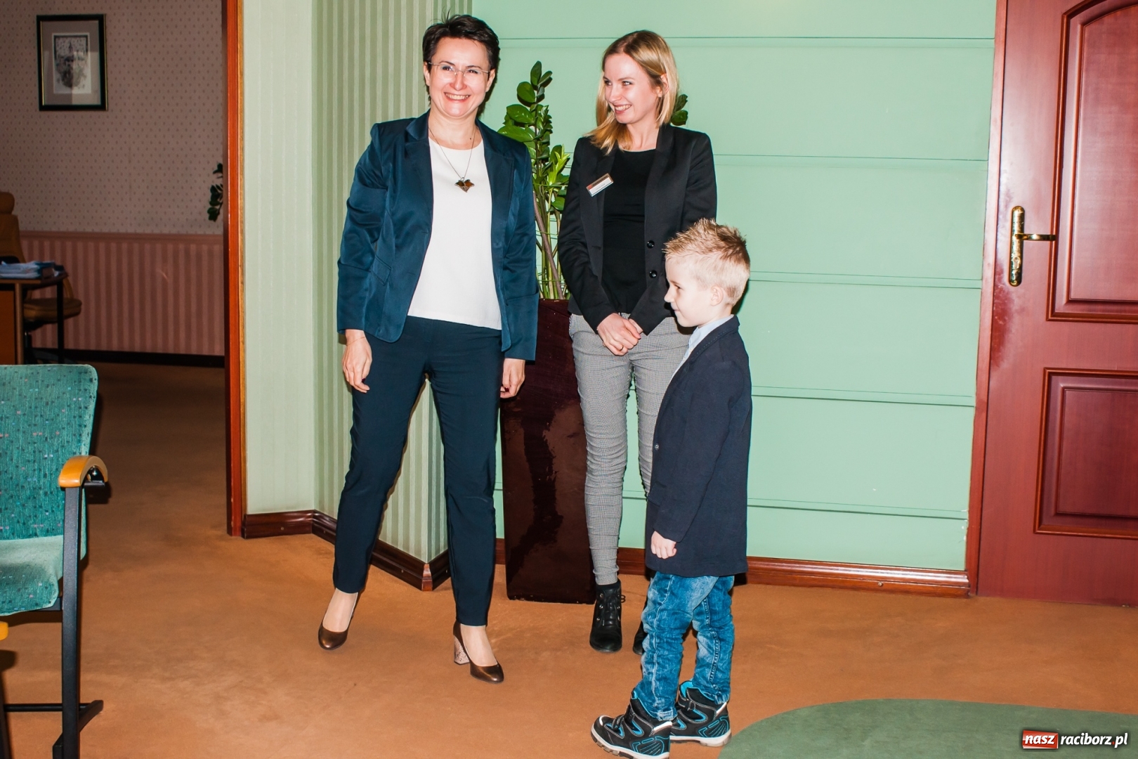 Zdjęcie w galerii na portalu naszraciborz.pl: Wiktor Huczek zasiadł w fotelu Prezydenta Raciborza wiadomości z regionu