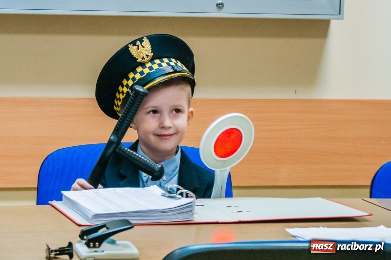 Zdjęcie w galerii na portalu naszraciborz.pl: Wiktor Huczek zasiadł w fotelu Prezydenta Raciborza wiadomości z regionu