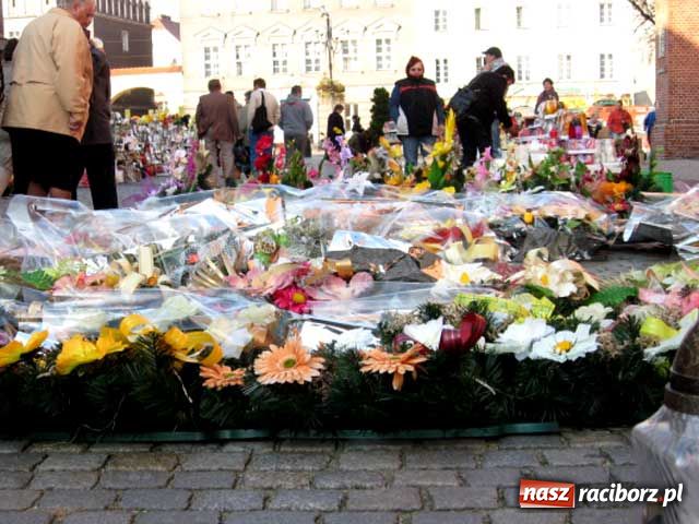 Zdjęcie w galerii na portalu naszraciborz.pl: Wreszcie parking przy Głubczyckiej wiadomości z regionu
