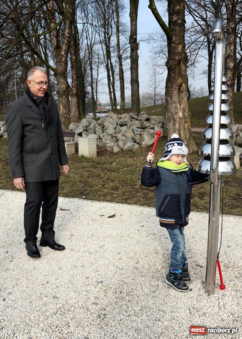 Zdjęcie w galerii na portalu naszraciborz.pl: Prezydent Wiktor podpisał urzędnicze podwyżki wiadomości z regionu