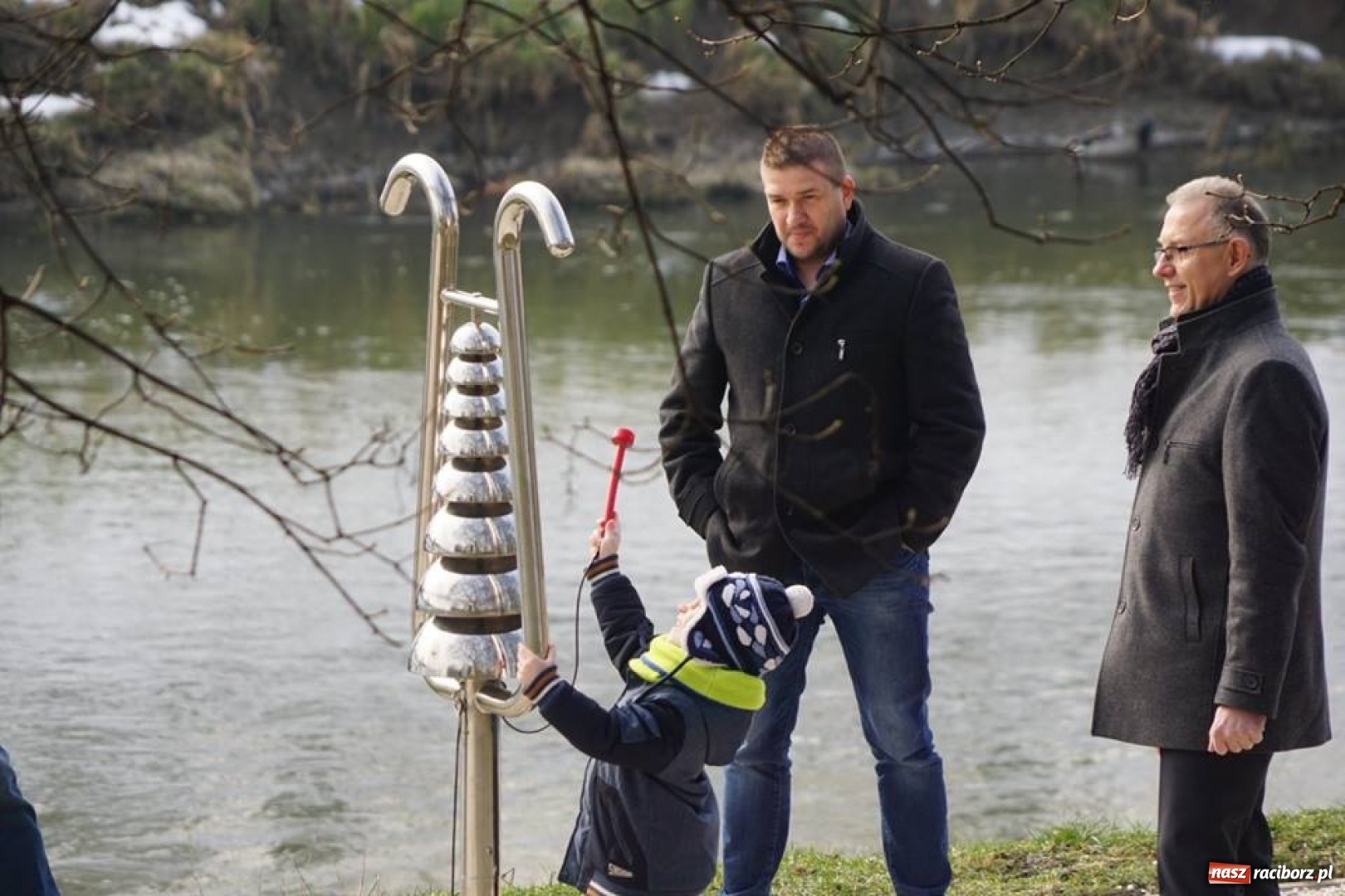 Zdjęcie w galerii na portalu naszraciborz.pl: Prezydent Wiktor podpisał urzędnicze podwyżki wiadomości z regionu