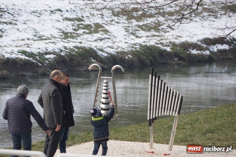 Zdjęcie w galerii na portalu naszraciborz.pl: Prezydent Wiktor podpisał urzędnicze podwyżki wiadomości z regionu