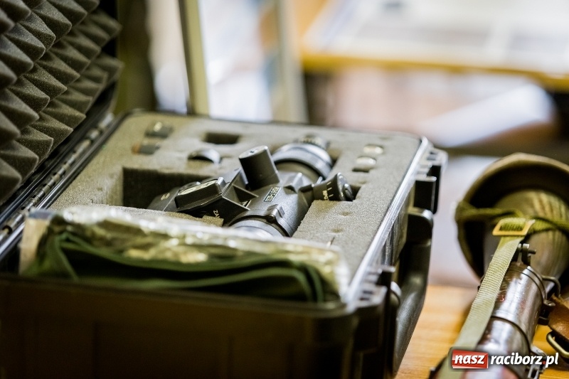 Zdjęcie w galerii na portalu naszraciborz.pl: Inauguracja Legii Akademickiej w PWSZ w Raciborzu wiadomości z regionu