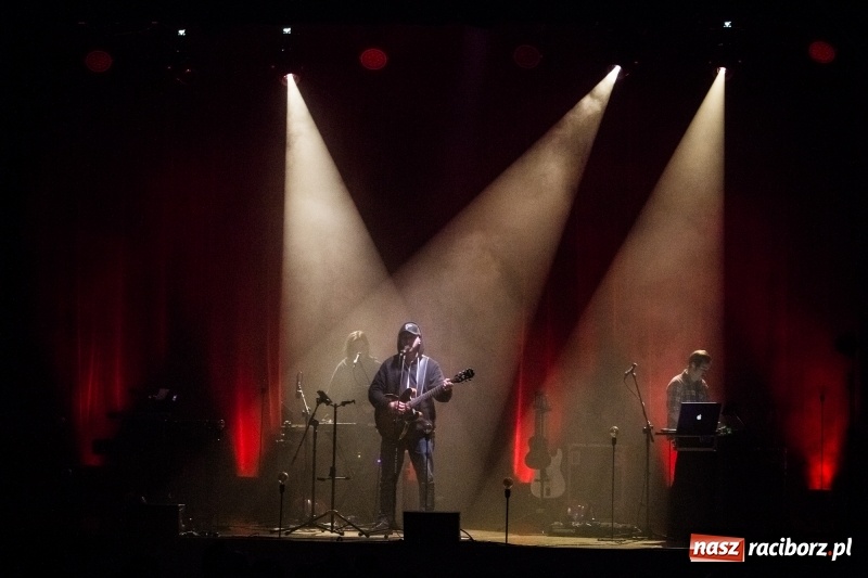 Zdjęcie w galerii na portalu naszraciborz.pl: Kortez na deskach Raciborskiego Centrum Kultury wiadomości z regionu
