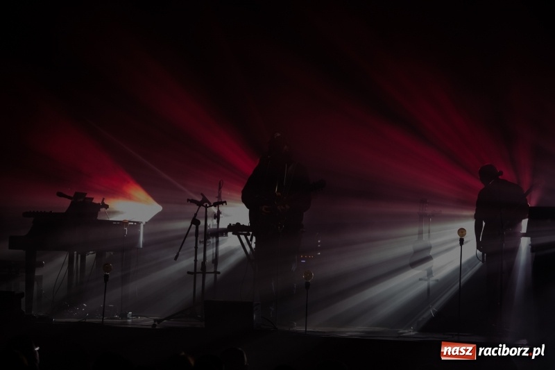 Zdjęcie w galerii na portalu naszraciborz.pl: Kortez na deskach Raciborskiego Centrum Kultury wiadomości z regionu