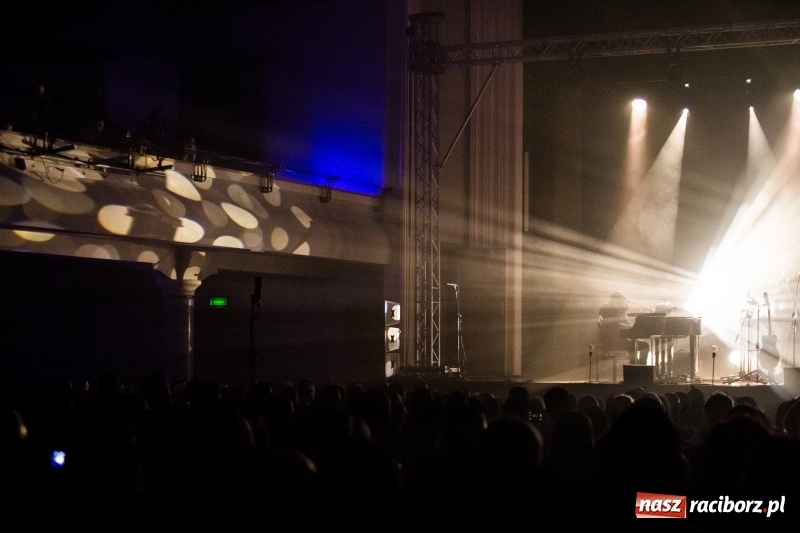 Zdjęcie w galerii na portalu naszraciborz.pl: Kortez na deskach Raciborskiego Centrum Kultury wiadomości z regionu