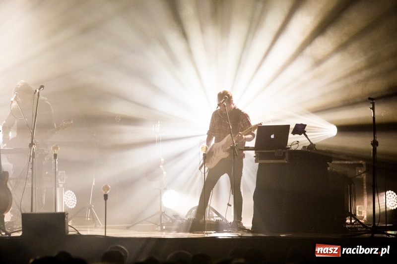Zdjęcie w galerii na portalu naszraciborz.pl: Kortez na deskach Raciborskiego Centrum Kultury wiadomości z regionu