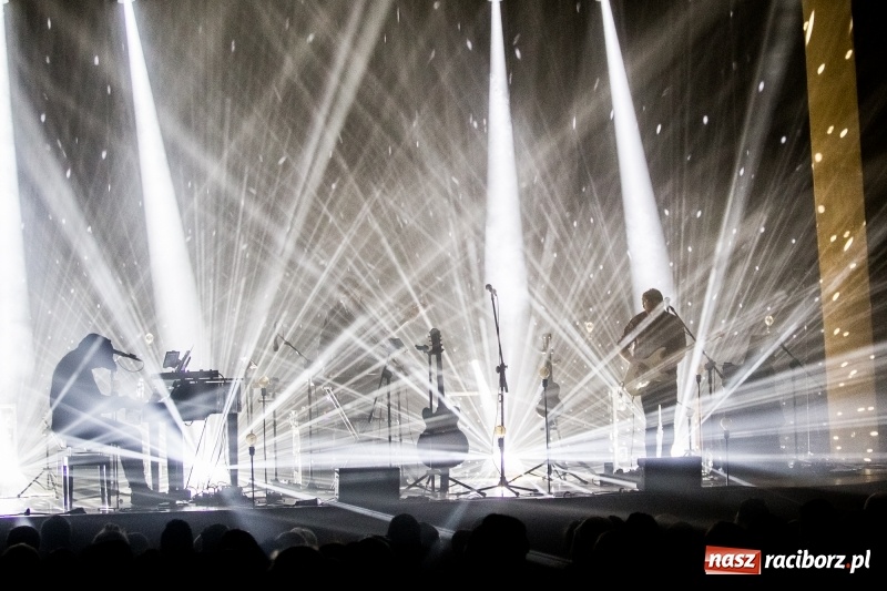 Zdjęcie w galerii na portalu naszraciborz.pl: Kortez na deskach Raciborskiego Centrum Kultury wiadomości z regionu