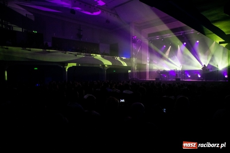 Zdjęcie w galerii na portalu naszraciborz.pl: Kortez na deskach Raciborskiego Centrum Kultury wiadomości z regionu