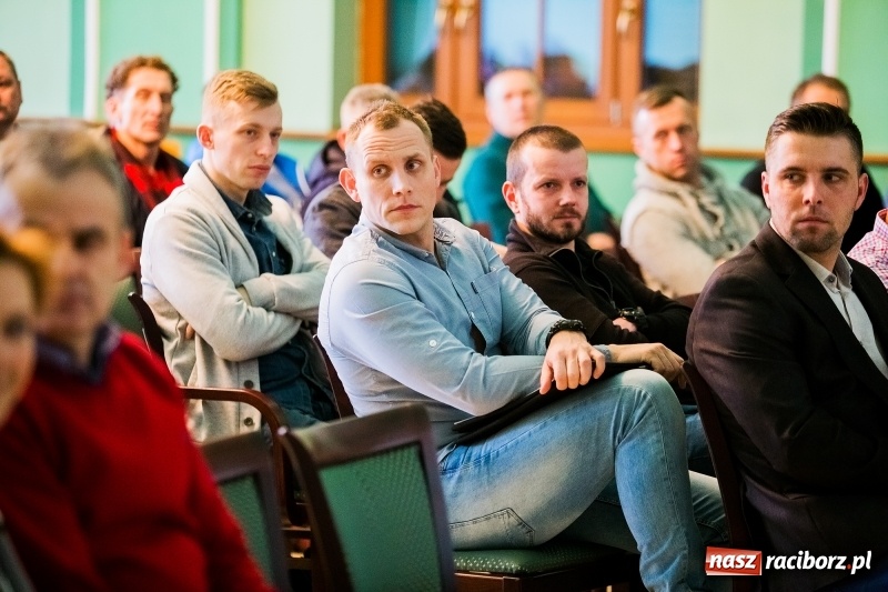 Zdjęcie w galerii na portalu naszraciborz.pl: Konferencja dla trenerów piłki nożnej za nami wiadomości z regionu