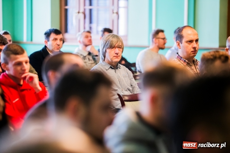 Zdjęcie w galerii na portalu naszraciborz.pl: Konferencja dla trenerów piłki nożnej za nami wiadomości z regionu