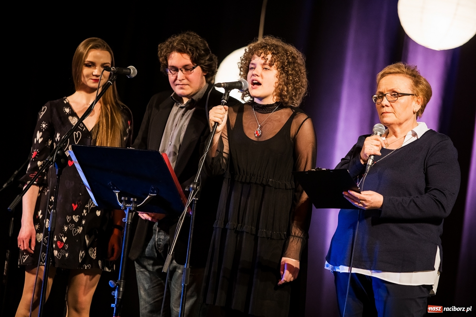 Zdjęcie w galerii na portalu naszraciborz.pl: Suplement do walentynek w DK Strzecha wiadomości z regionu