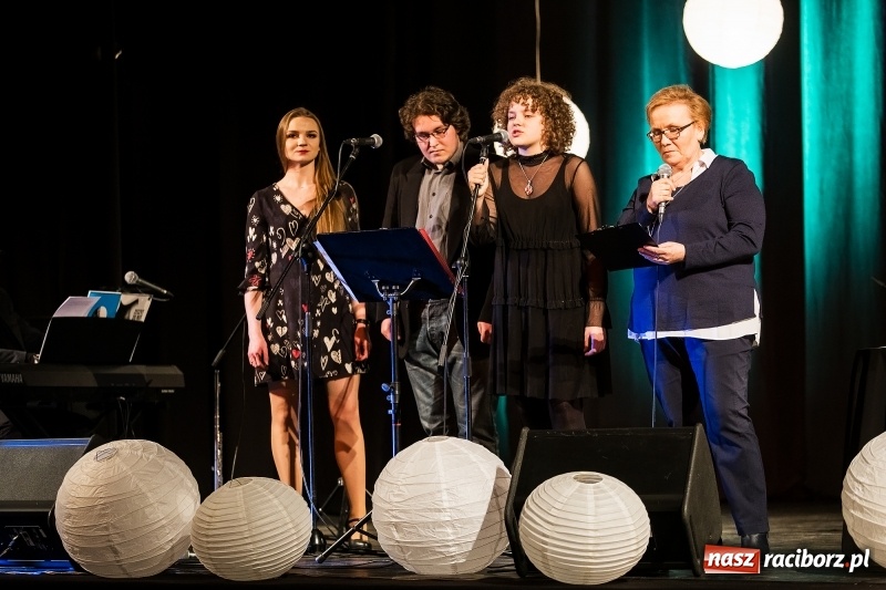 Zdjęcie w galerii na portalu naszraciborz.pl: Suplement do walentynek w DK Strzecha wiadomości z regionu