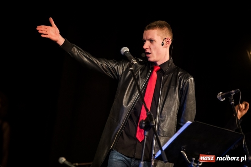 Zdjęcie w galerii na portalu naszraciborz.pl: Suplement do walentynek w DK Strzecha wiadomości z regionu