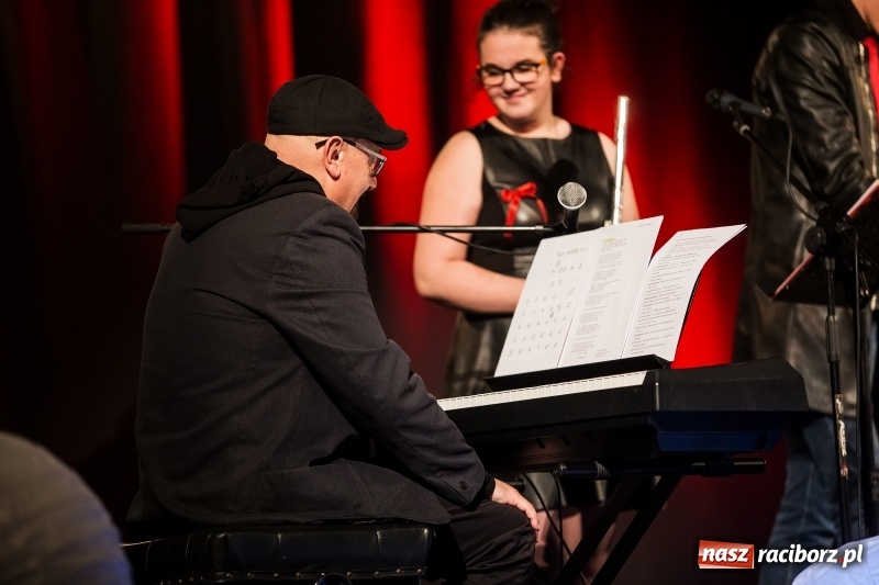 Zdjęcie w galerii na portalu naszraciborz.pl: Suplement do walentynek w DK Strzecha wiadomości z regionu