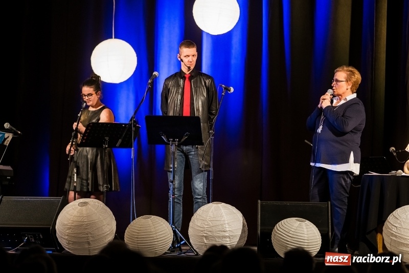 Zdjęcie w galerii na portalu naszraciborz.pl: Suplement do walentynek w DK Strzecha wiadomości z regionu