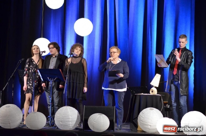 Zdjęcie w galerii na portalu naszraciborz.pl: Suplement do walentynek w DK Strzecha wiadomości z regionu