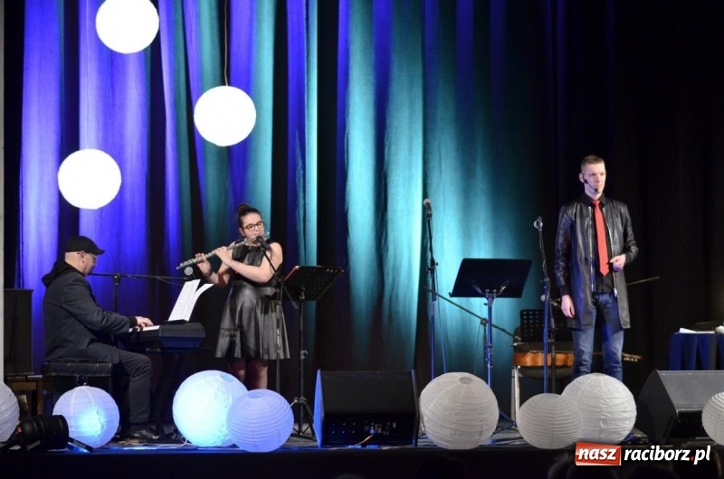 Zdjęcie w galerii na portalu naszraciborz.pl: Suplement do walentynek w DK Strzecha wiadomości z regionu