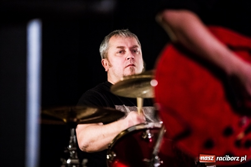 Zdjęcie w galerii na portalu naszraciborz.pl: Koncert St. James Hotel na Końcu Świata wiadomości z regionu