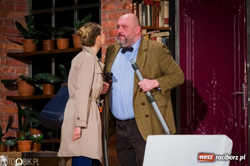Zdjęcie w galerii na portalu naszraciborz.pl: Przekręt (nie)doskonały, czyli kto widział Pannę Flint? w RCK wiadomości z regionu