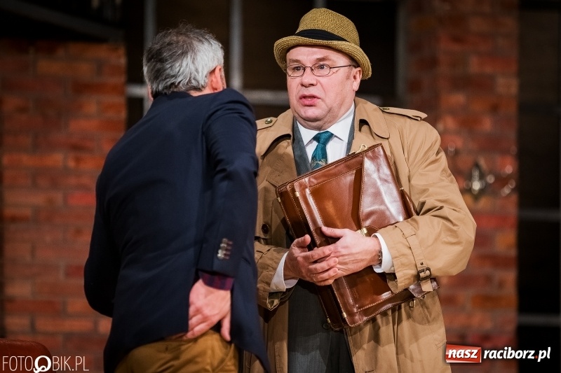 Zdjęcie w galerii na portalu naszraciborz.pl: Przekręt (nie)doskonały, czyli kto widział Pannę Flint? w RCK wiadomości z regionu