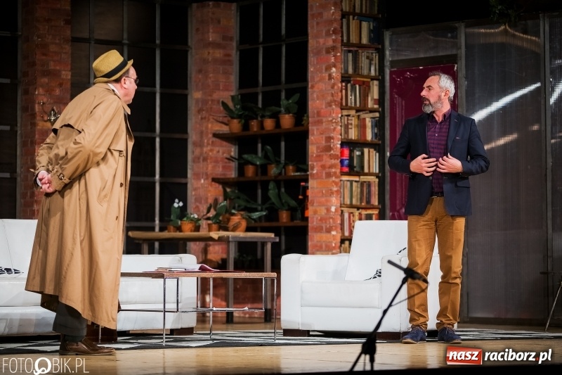 Zdjęcie w galerii na portalu naszraciborz.pl: Przekręt (nie)doskonały, czyli kto widział Pannę Flint? w RCK wiadomości z regionu