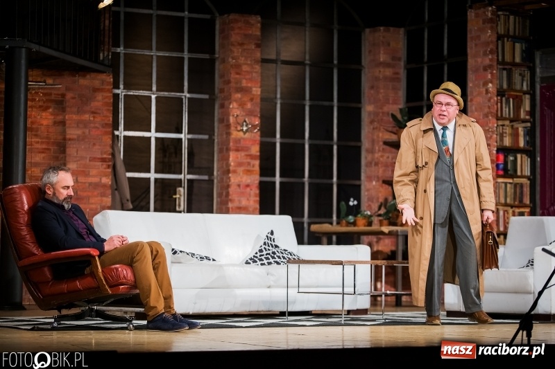 Zdjęcie w galerii na portalu naszraciborz.pl: Przekręt (nie)doskonały, czyli kto widział Pannę Flint? w RCK wiadomości z regionu