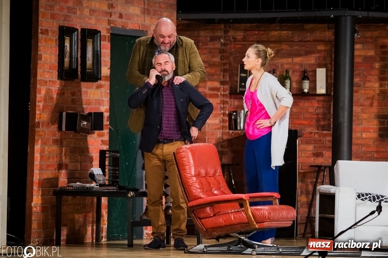 Zdjęcie w galerii na portalu naszraciborz.pl: Przekręt (nie)doskonały, czyli kto widział Pannę Flint? w RCK wiadomości z regionu