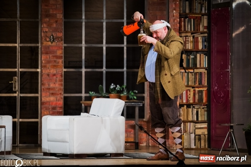 Zdjęcie w galerii na portalu naszraciborz.pl: Przekręt (nie)doskonały, czyli kto widział Pannę Flint? w RCK wiadomości z regionu