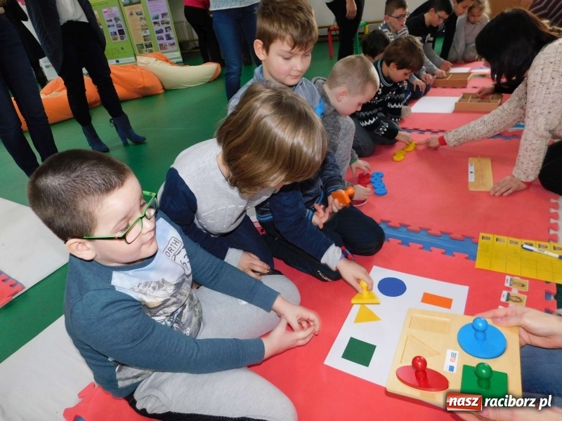 Zdjęcie w galerii na portalu naszraciborz.pl: Autyzm - wymiana doświadczeń na pograniczu polsko-czeskim  wiadomości z regionu