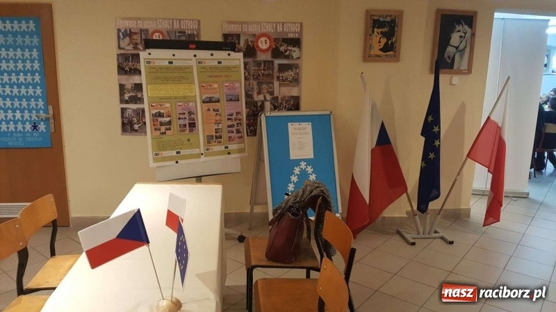 Zdjęcie w galerii na portalu naszraciborz.pl: Autyzm - wymiana doświadczeń na pograniczu polsko-czeskim  wiadomości z regionu