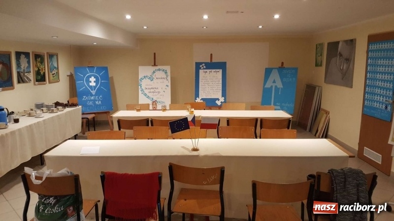 Zdjęcie w galerii na portalu naszraciborz.pl: Autyzm - wymiana doświadczeń na pograniczu polsko-czeskim  wiadomości z regionu