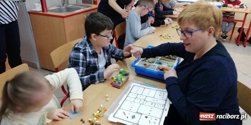 Zdjęcie w galerii na portalu naszraciborz.pl: Autyzm - wymiana doświadczeń na pograniczu polsko-czeskim  wiadomości z regionu