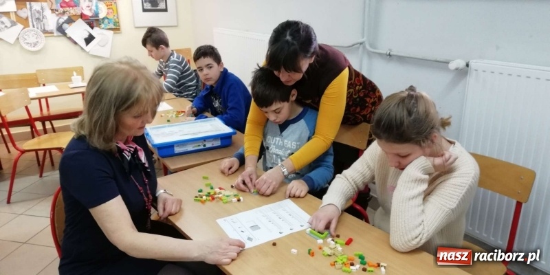 Zdjęcie w galerii na portalu naszraciborz.pl: Autyzm - wymiana doświadczeń na pograniczu polsko-czeskim  wiadomości z regionu