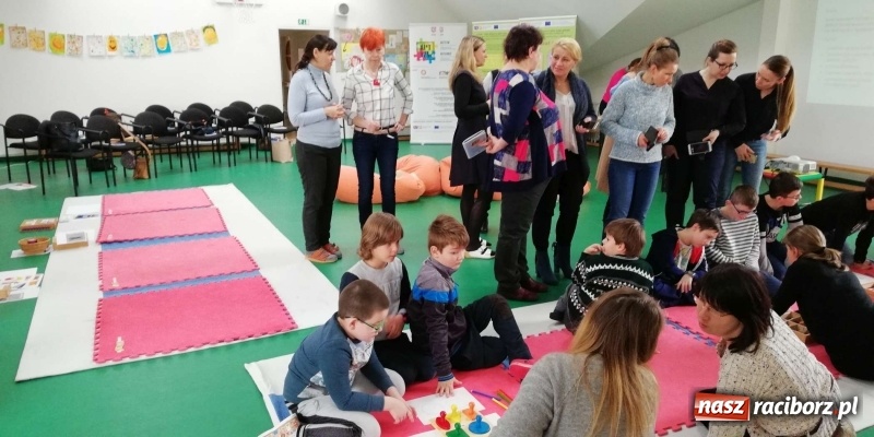 Zdjęcie w galerii na portalu naszraciborz.pl: Autyzm - wymiana doświadczeń na pograniczu polsko-czeskim  wiadomości z regionu