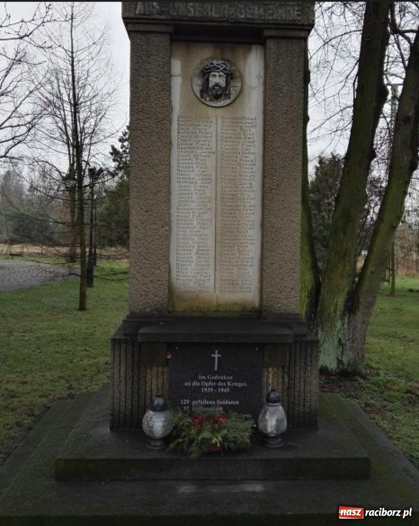 Zdjęcie w galerii na portalu naszraciborz.pl: Bez konsultacji się nie obędzie. IPN w Kuźni Raciborskiej wiadomości z regionu