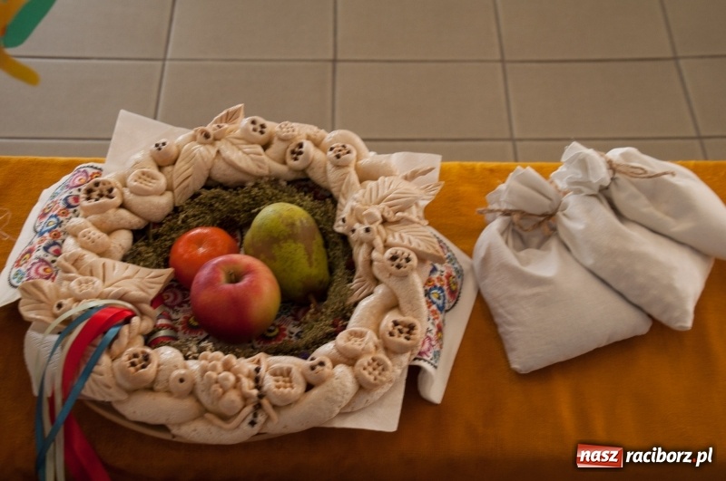 Zdjęcie w galerii na portalu naszraciborz.pl: Szkoła Podstawowa nr 18 obchodziła dzień swoich patronów – Książąt Raciborskich wiadomości z regionu