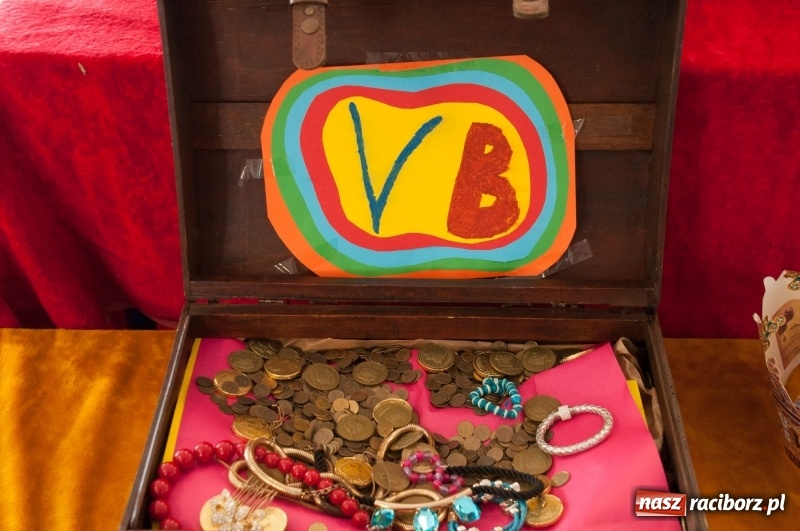 Zdjęcie w galerii na portalu naszraciborz.pl: Szkoła Podstawowa nr 18 obchodziła dzień swoich patronów – Książąt Raciborskich wiadomości z regionu