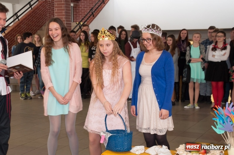 Zdjęcie w galerii na portalu naszraciborz.pl: Szkoła Podstawowa nr 18 obchodziła dzień swoich patronów – Książąt Raciborskich wiadomości z regionu