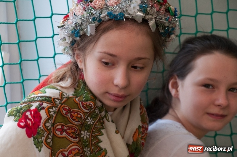 Zdjęcie w galerii na portalu naszraciborz.pl: Szkoła Podstawowa nr 18 obchodziła dzień swoich patronów – Książąt Raciborskich wiadomości z regionu