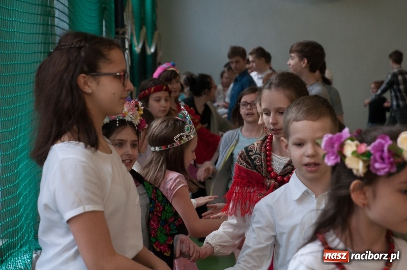 Zdjęcie w galerii na portalu naszraciborz.pl: Szkoła Podstawowa nr 18 obchodziła dzień swoich patronów – Książąt Raciborskich wiadomości z regionu