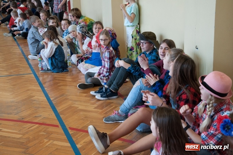 Zdjęcie w galerii na portalu naszraciborz.pl: Szkoła Podstawowa nr 18 obchodziła dzień swoich patronów – Książąt Raciborskich wiadomości z regionu