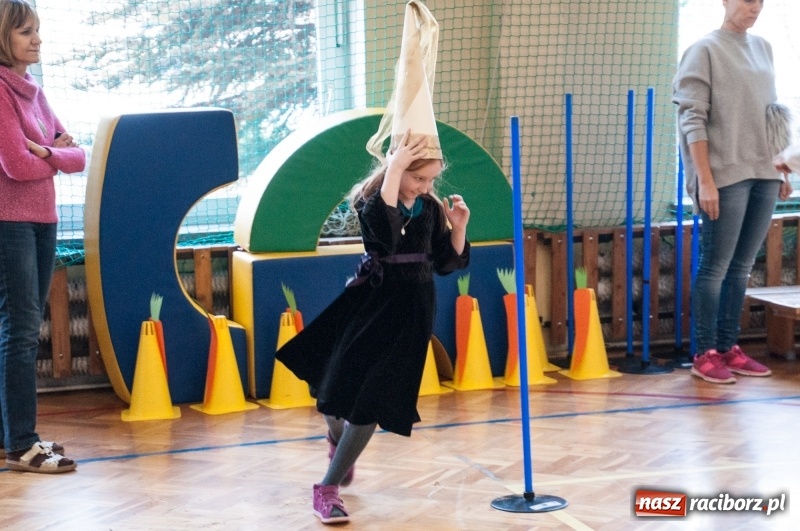 Zdjęcie w galerii na portalu naszraciborz.pl: Szkoła Podstawowa nr 18 obchodziła dzień swoich patronów – Książąt Raciborskich wiadomości z regionu