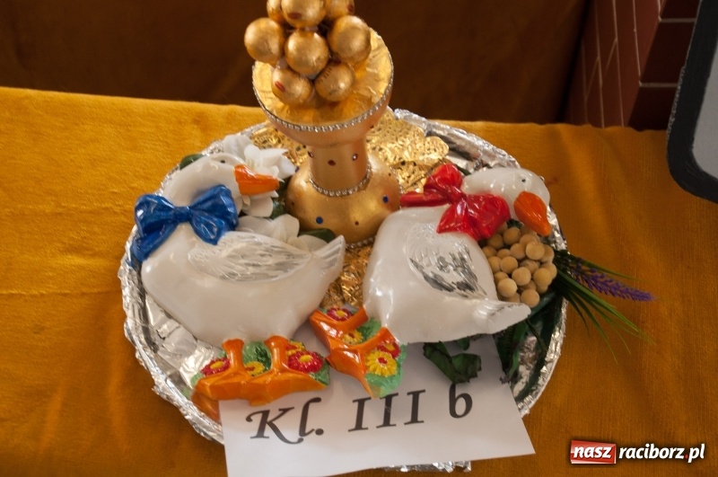 Zdjęcie w galerii na portalu naszraciborz.pl: Szkoła Podstawowa nr 18 obchodziła dzień swoich patronów – Książąt Raciborskich wiadomości z regionu