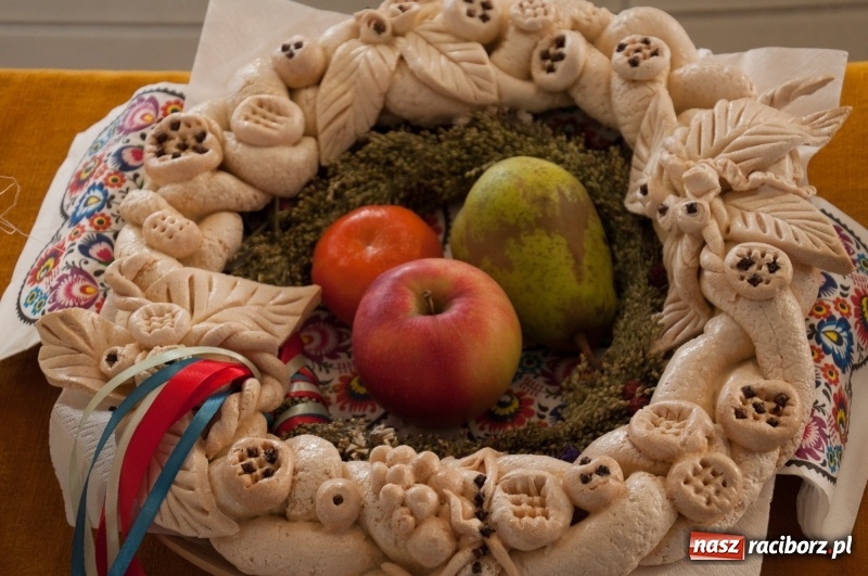 Zdjęcie w galerii na portalu naszraciborz.pl: Szkoła Podstawowa nr 18 obchodziła dzień swoich patronów – Książąt Raciborskich wiadomości z regionu